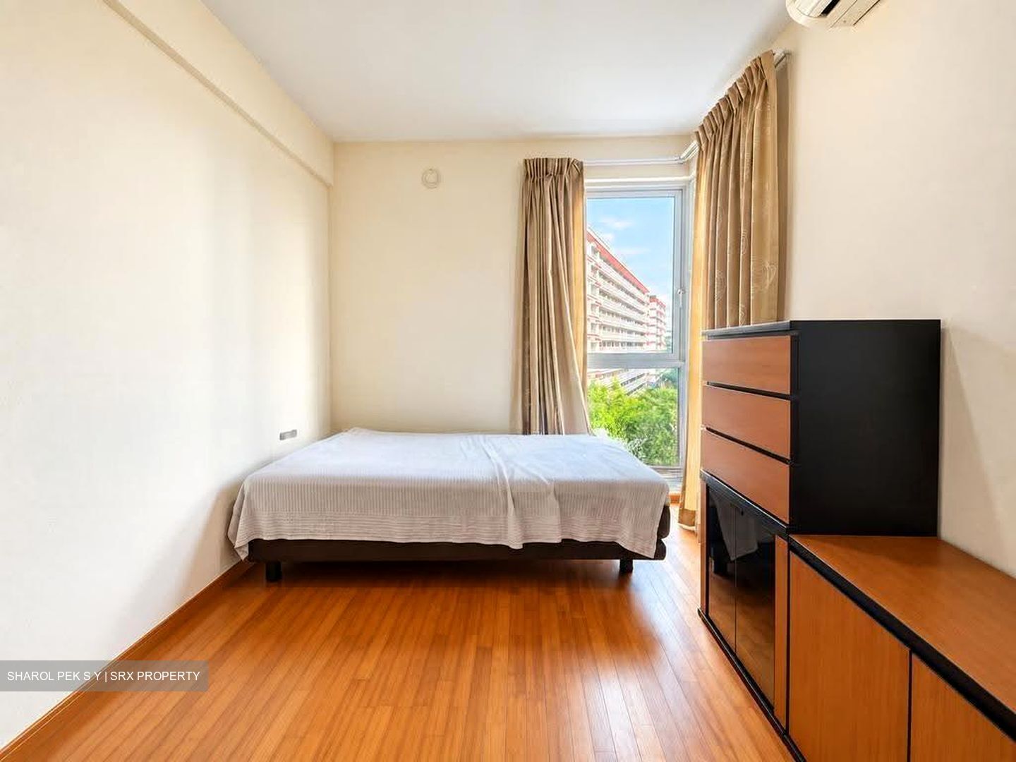 The Esparis (D18), Condominium #620442101